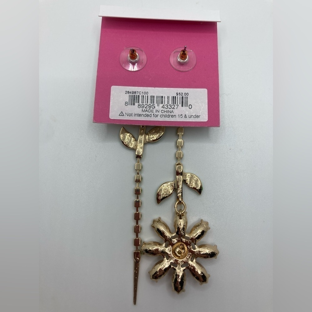 BETSEY JOHNSON Linear Drop Crystal-Accented Mismatched Daisy Earrings NEW NWT - Picture 4 of 5